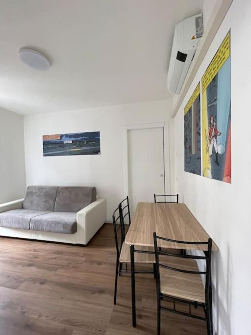 L'Etrange Rendez-Vous Tome 1 Apartment Carona  Exterior foto